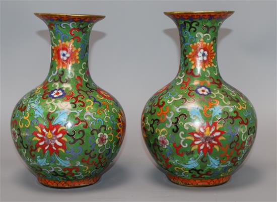 A pair of Chinese cloisonne enamel vases height 22cm